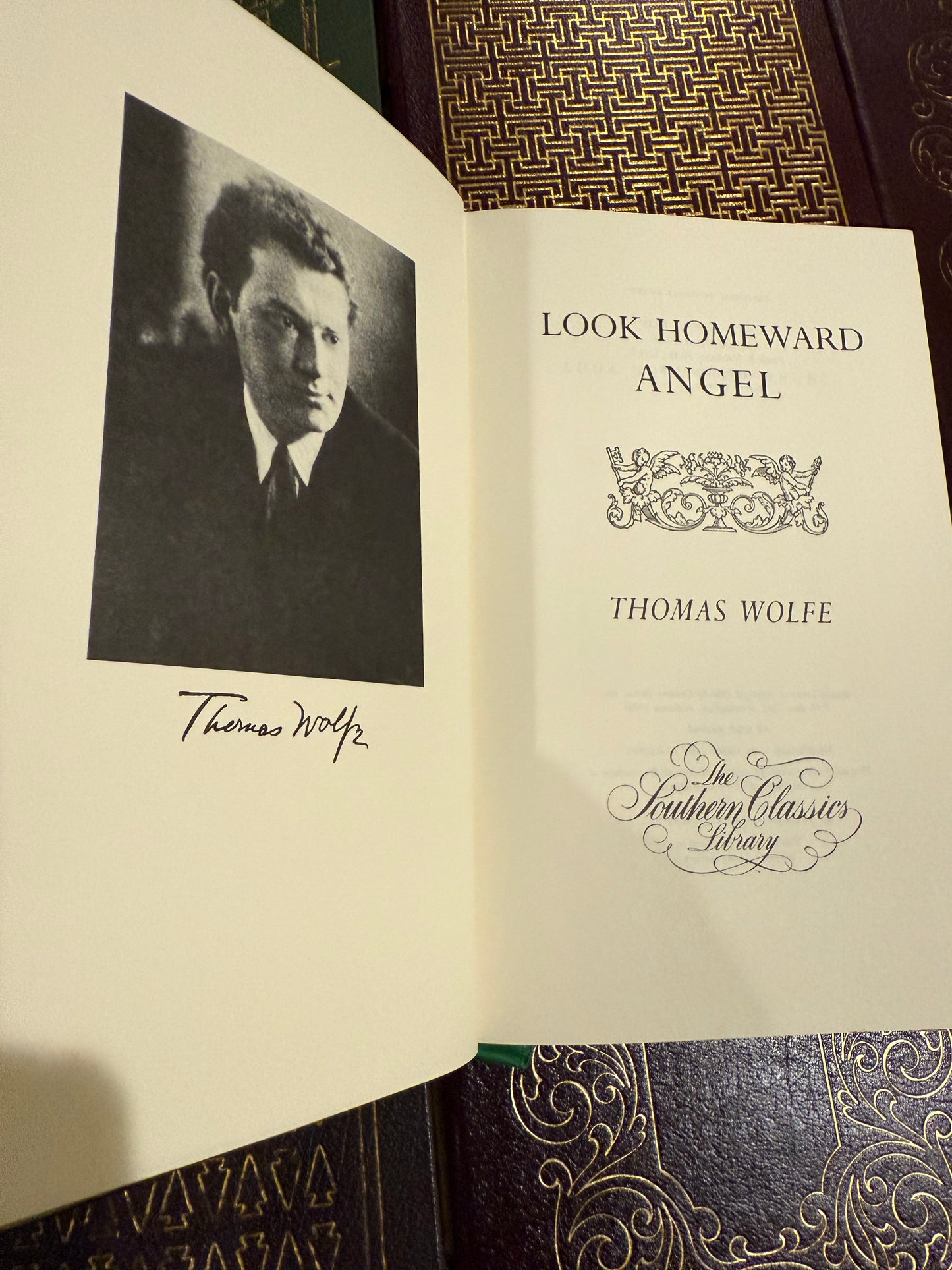 Look Homeward Angel by Thomas Wolfe (oxmoor House)